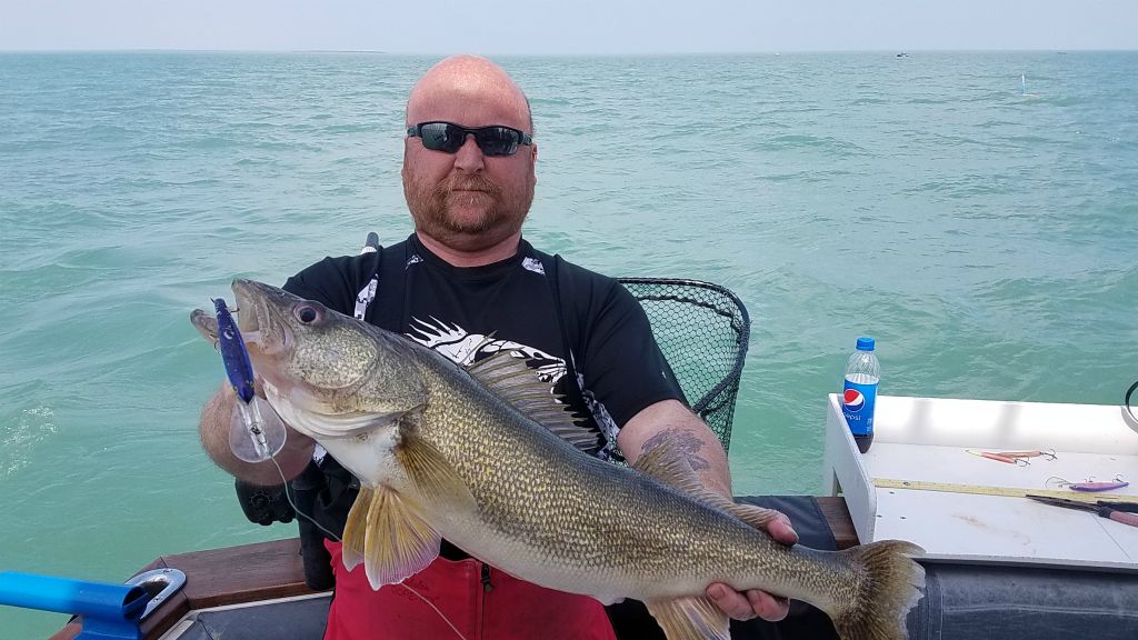 L.J. showing us a 30" walleye, taken on a Mann's Stretch 20+ !!!