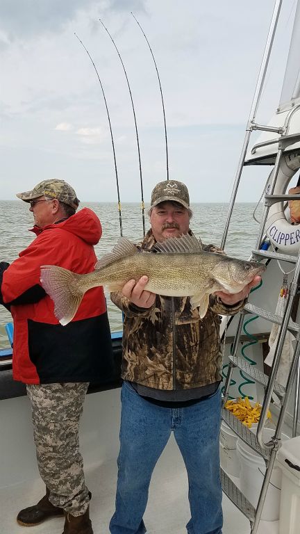 Very nice walleye !!!